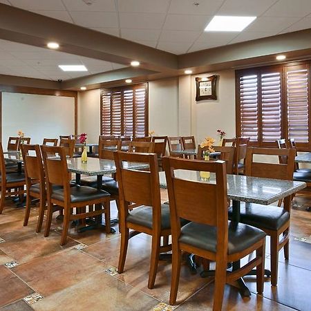 Days Inn By Wyndham Redwater Extérieur photo
