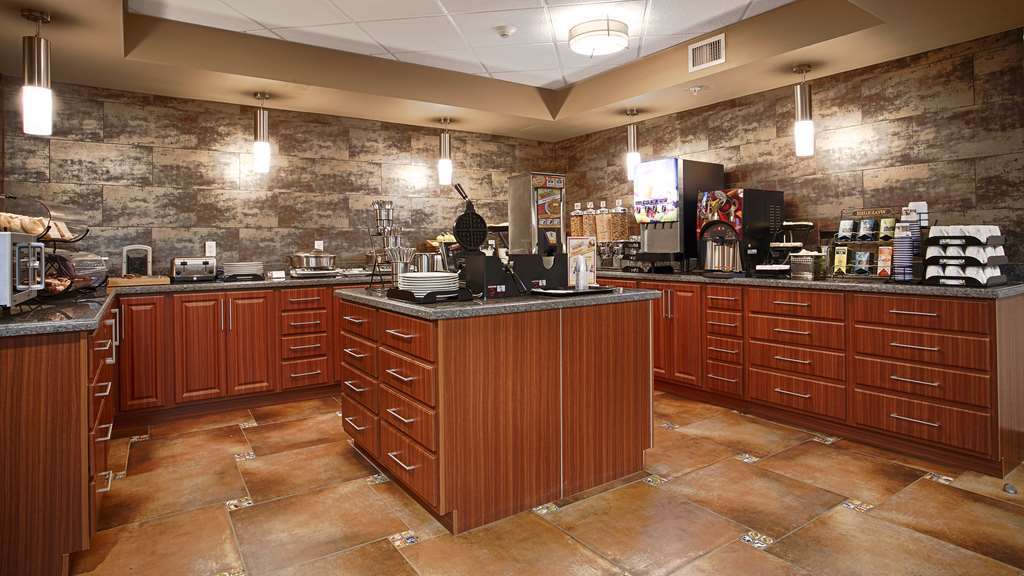 Days Inn By Wyndham Redwater Restaurant photo